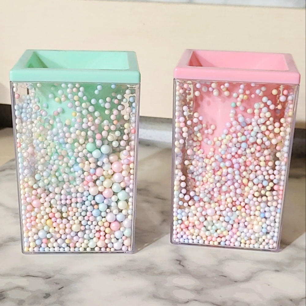 Cute Makeup Brush Holders